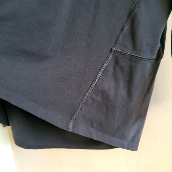 lululemon Black Long Sleeve Top - Picture 2 of 5